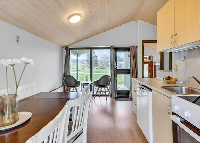 2 Bedroom In * هِنستهولم